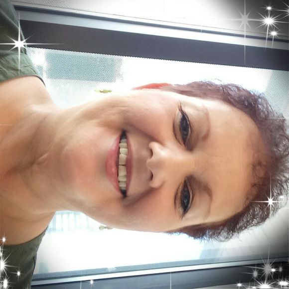 Meet your Posher, Rennae - Picture 1 of 1